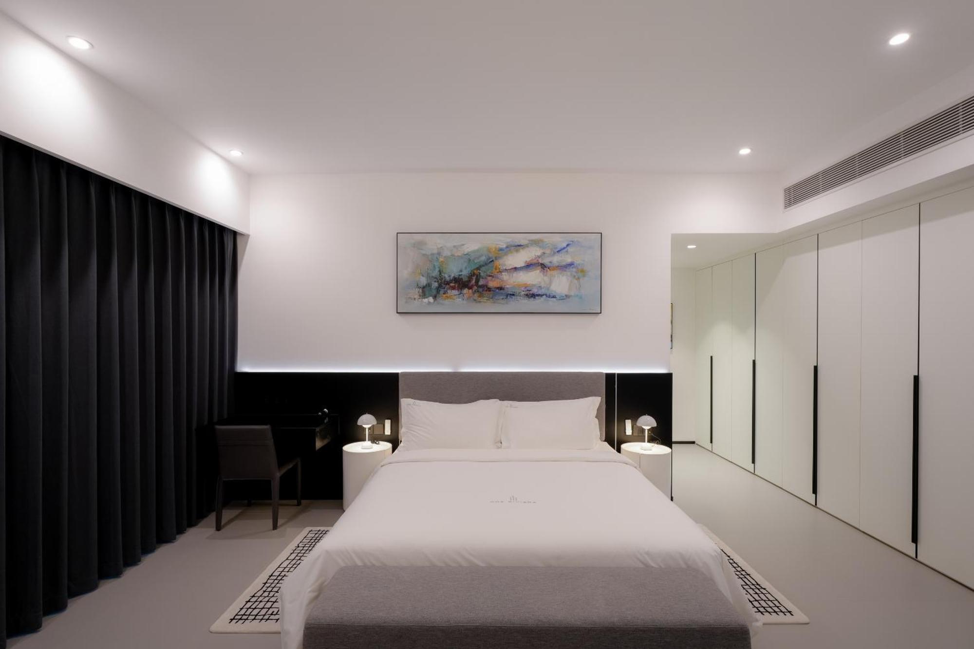 One Riviera Hotel And Residences Ban Souanmone Extérieur photo