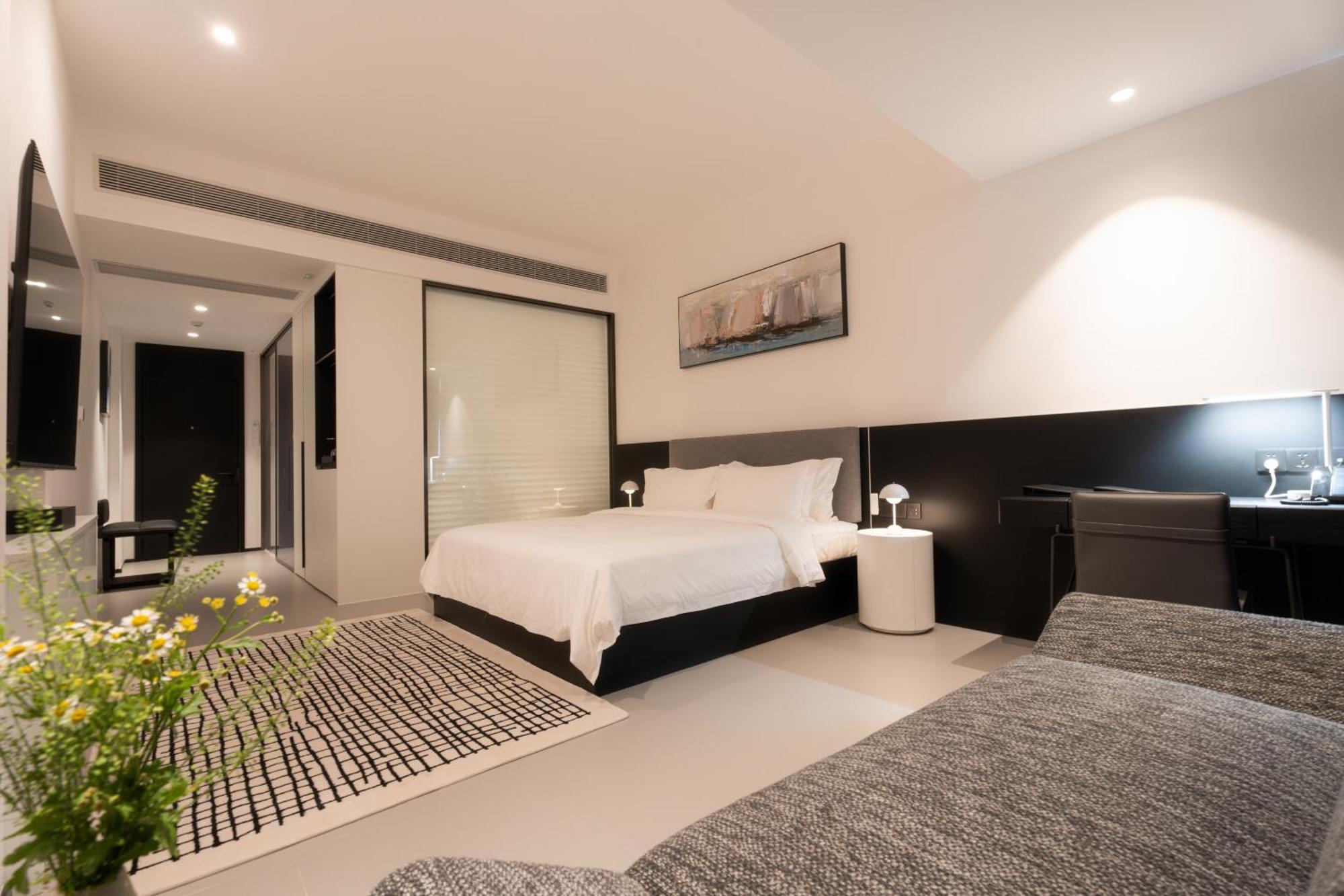 One Riviera Hotel And Residences Ban Souanmone Extérieur photo