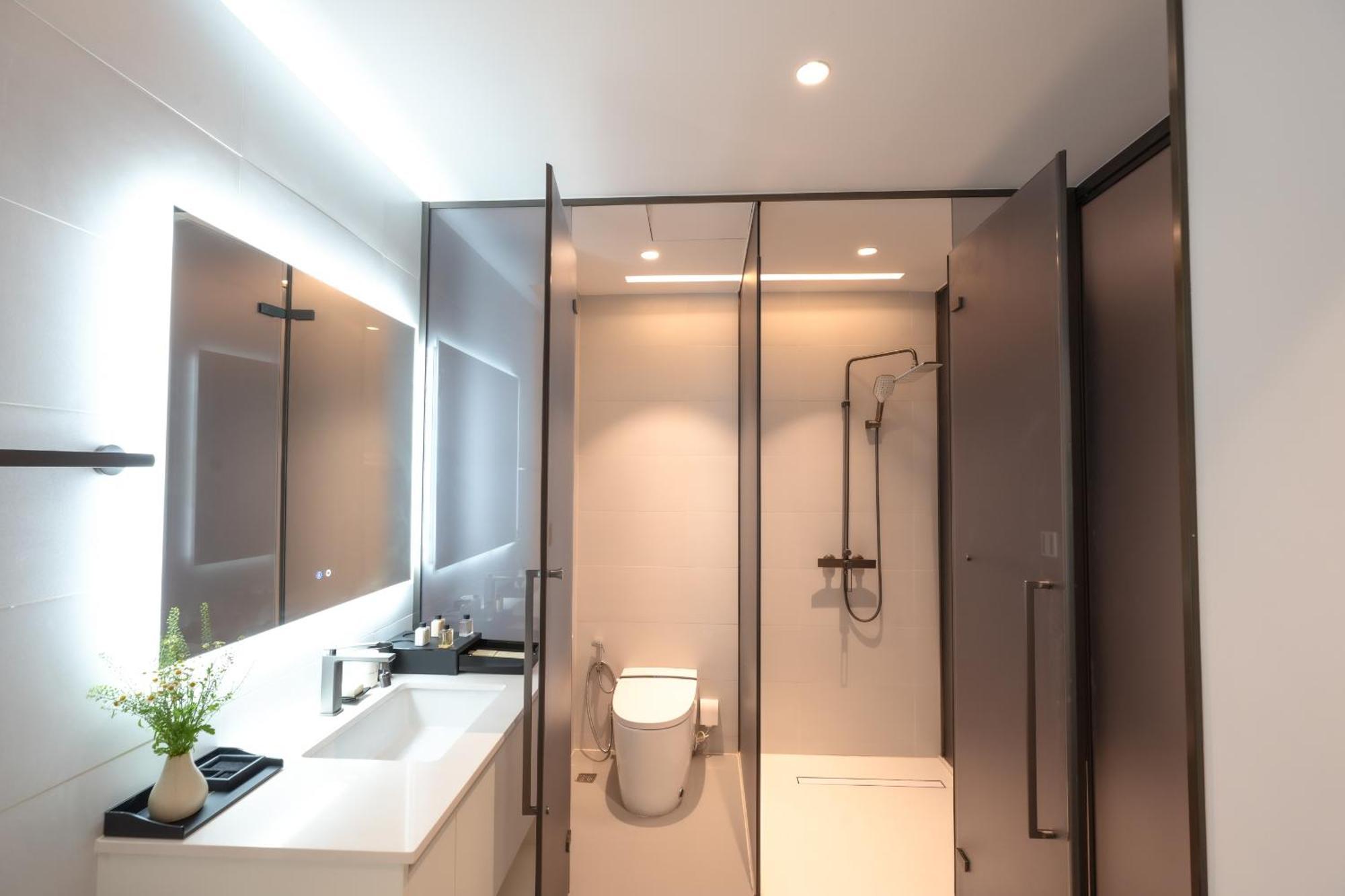 One Riviera Hotel And Residences Ban Souanmone Extérieur photo