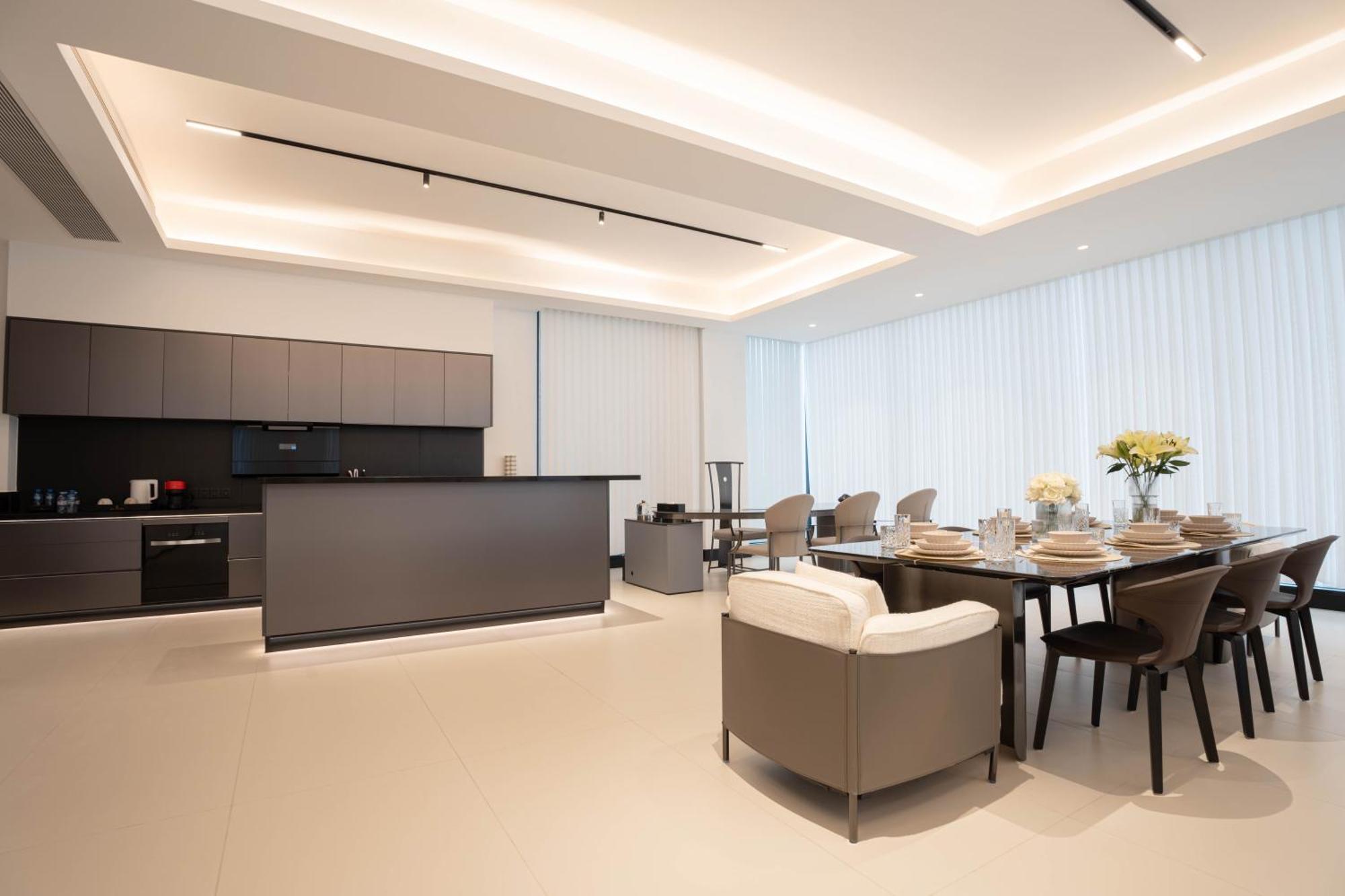 One Riviera Hotel And Residences Ban Souanmone Extérieur photo