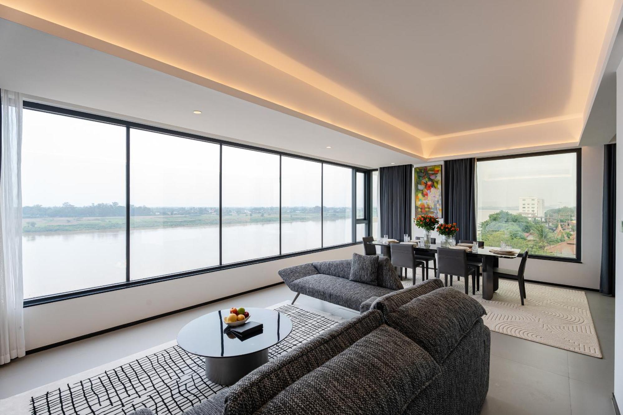 One Riviera Hotel And Residences Ban Souanmone Extérieur photo
